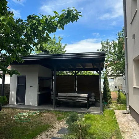 Kovaci Apartament *