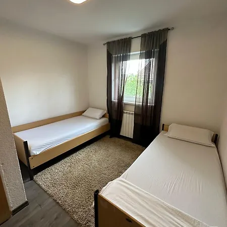 Kovaci Apartament *