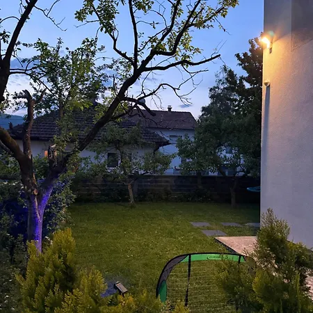 Apartament Kovaci *